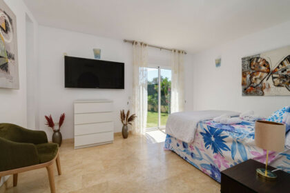 05837790dea4a0009a2adb79ba048e2e - 23