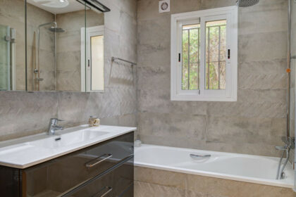 05837790dea4a0009a2adb79ba048e2e - 29