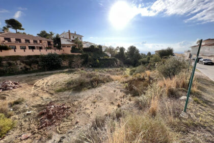 0693f6a0f2ecd35a64317aa32ec49de5 - 2