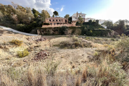 0693f6a0f2ecd35a64317aa32ec49de5 - 4