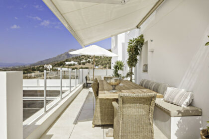 06b1c585867efba5cfb9d7ee176f1692 - 2