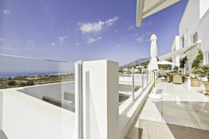 06b1c585867efba5cfb9d7ee176f1692 - 4