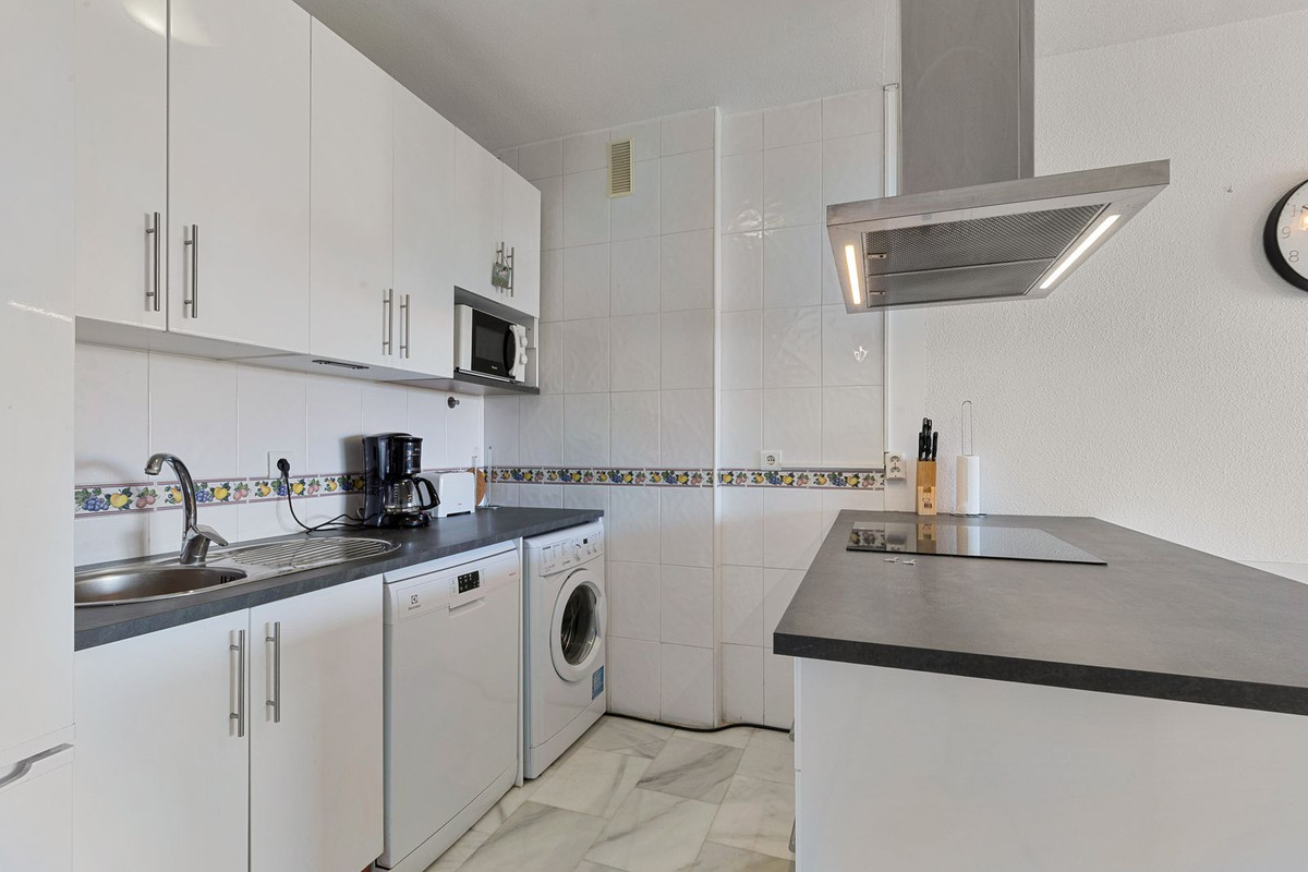 06d6e850e91032c95eb651760b0f8d5a - 7