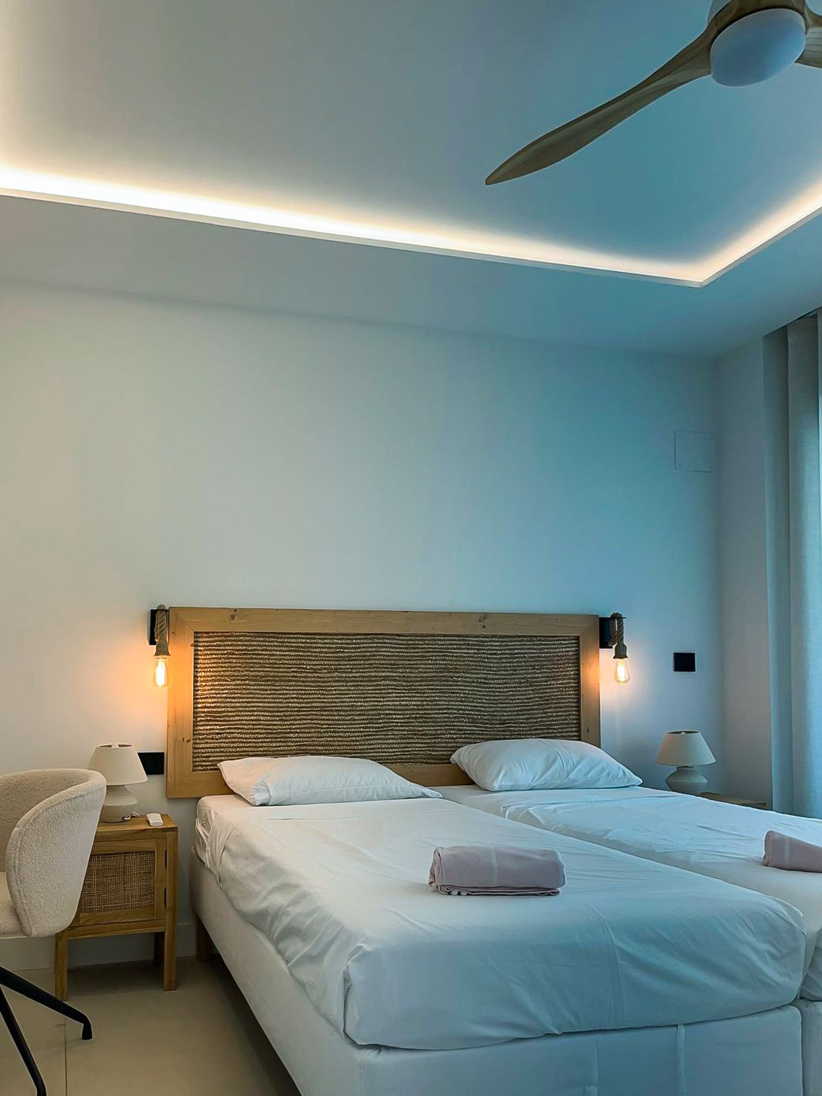 0784677893cf2fe0af4c4e0bdb88e990 - 10