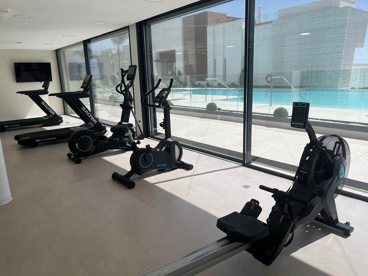 0784677893cf2fe0af4c4e0bdb88e990 - 15