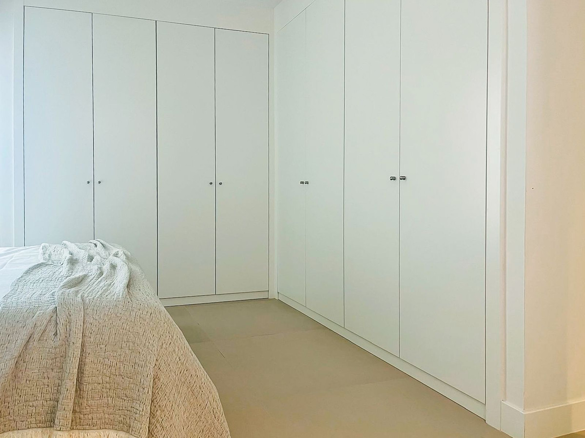 0784677893cf2fe0af4c4e0bdb88e990 - 8