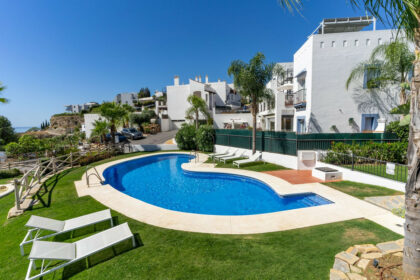 07ec925759139390cb3b75edf0b16007 - 31