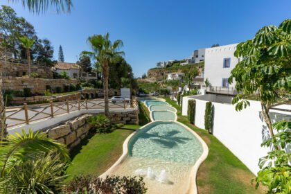 07ec925759139390cb3b75edf0b16007 - 32