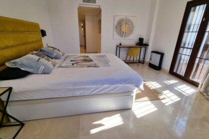 083cb56e1356742cadcfe43c519b8290 - 10