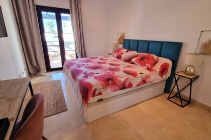 083cb56e1356742cadcfe43c519b8290 - 17