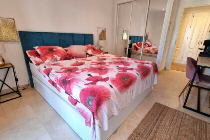 083cb56e1356742cadcfe43c519b8290 - 18