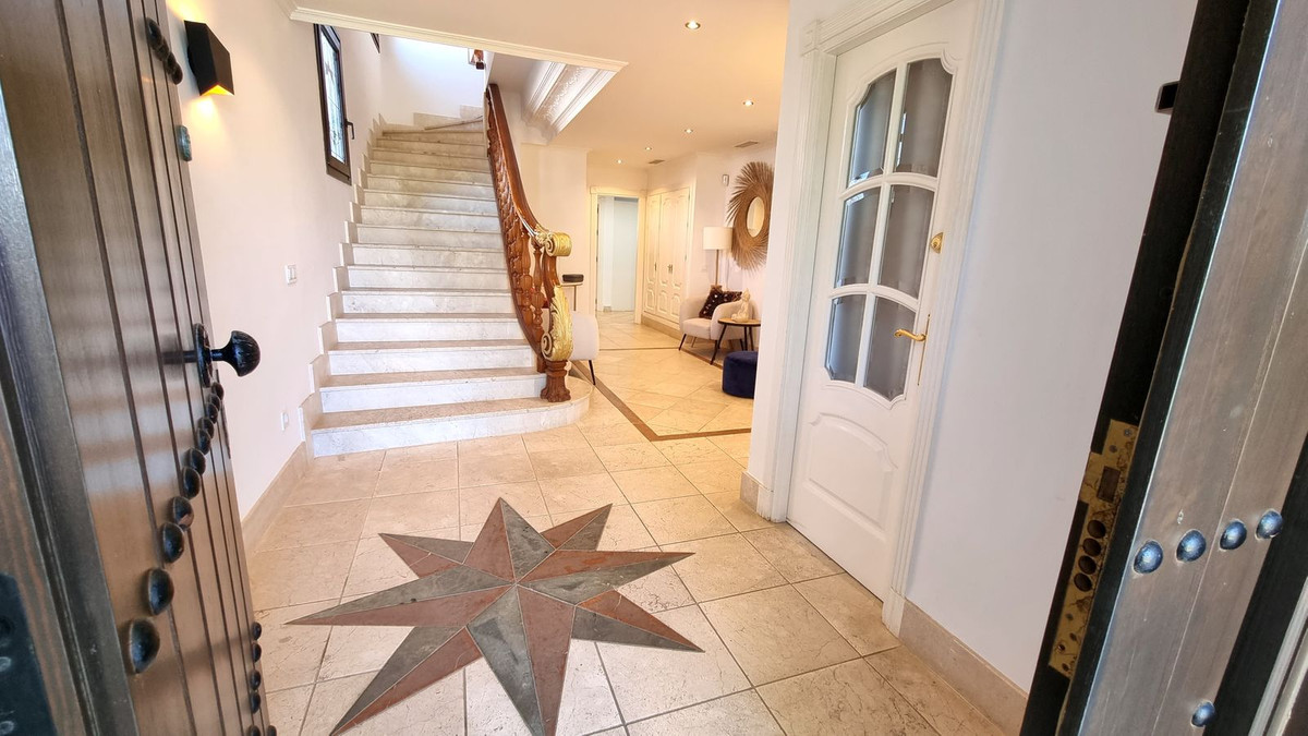 083cb56e1356742cadcfe43c519b8290 - 2