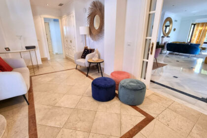 083cb56e1356742cadcfe43c519b8290 - 23