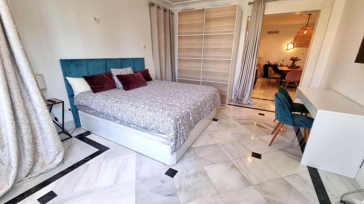 083cb56e1356742cadcfe43c519b8290 - 26