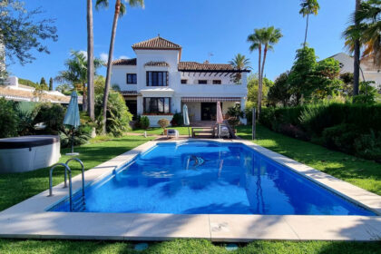 083cb56e1356742cadcfe43c519b8290 - 32