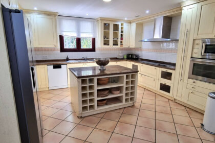 083cb56e1356742cadcfe43c519b8290 - 33