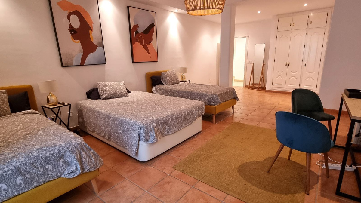 083cb56e1356742cadcfe43c519b8290 - 40