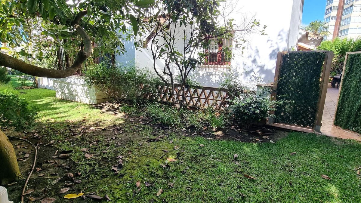 083cb56e1356742cadcfe43c519b8290 - 50