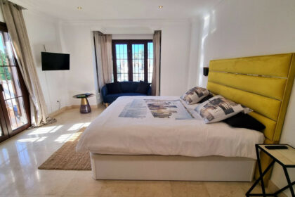 083cb56e1356742cadcfe43c519b8290 - 9