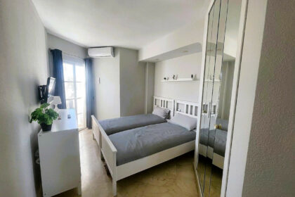 085a98e37062542a73de3617afd336bf - 15