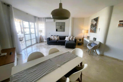 085a98e37062542a73de3617afd336bf - 7