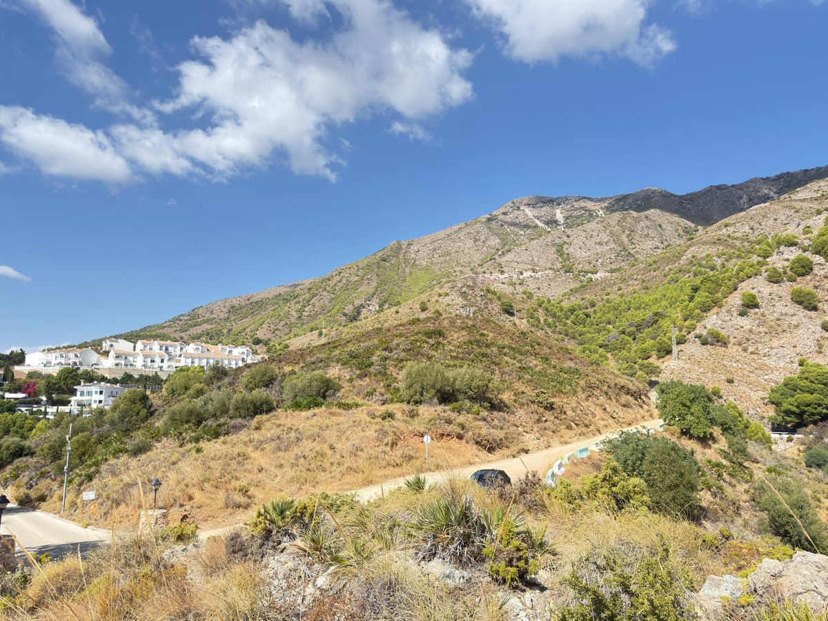 085b04909253f765f5b6b3993fc8606e - 10