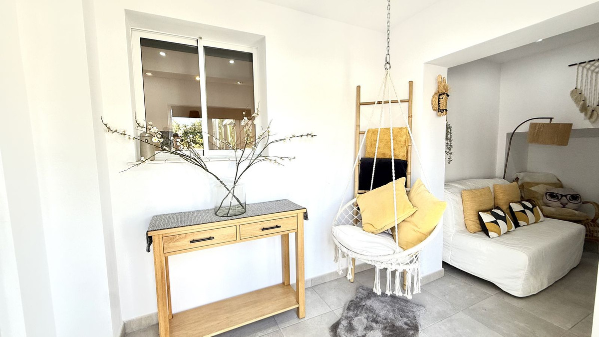 086e586681be3a7c7f33f4e2cf2bc451 - 11