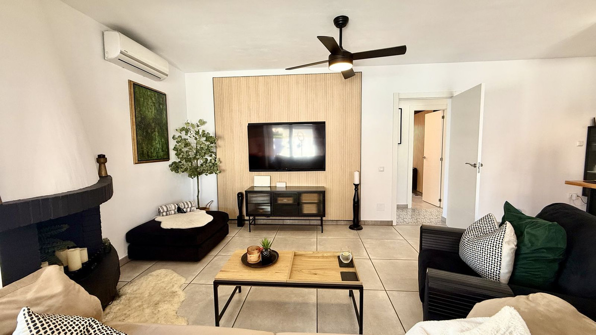 086e586681be3a7c7f33f4e2cf2bc451 - 13