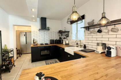 086e586681be3a7c7f33f4e2cf2bc451 - 18