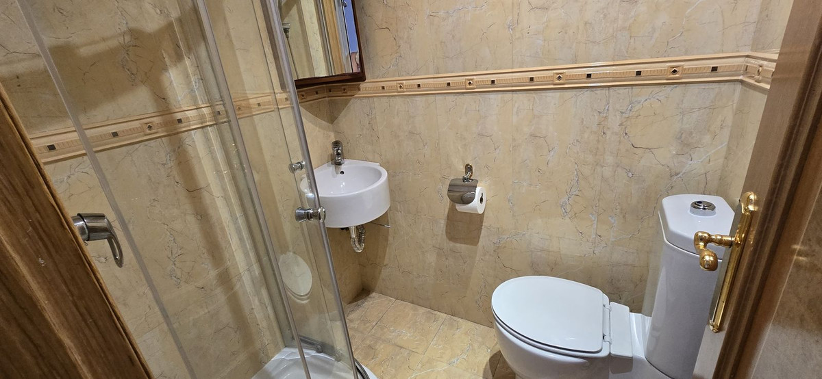 0897fbd2a330b7fdd93e845cddc31ffb - 13