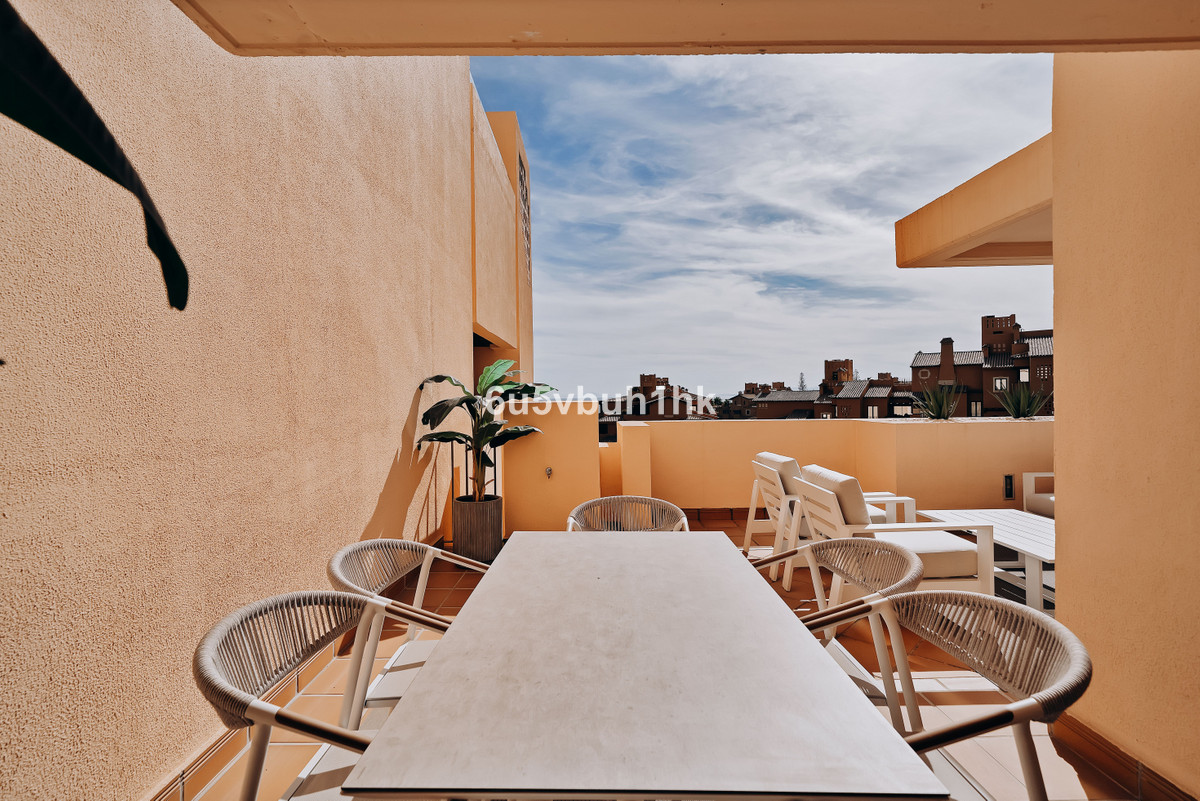 08cf2b3f87206e8c8d0283ba35f26ef2 - 18