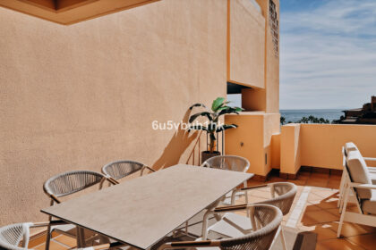 08cf2b3f87206e8c8d0283ba35f26ef2 - 19