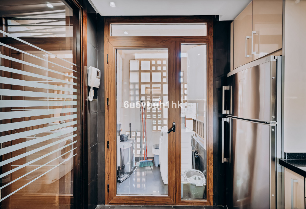 08cf2b3f87206e8c8d0283ba35f26ef2 - 30