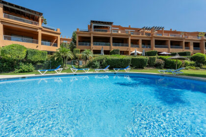 08f46b7ec223d4a97174a222d9ff1a60 - 24