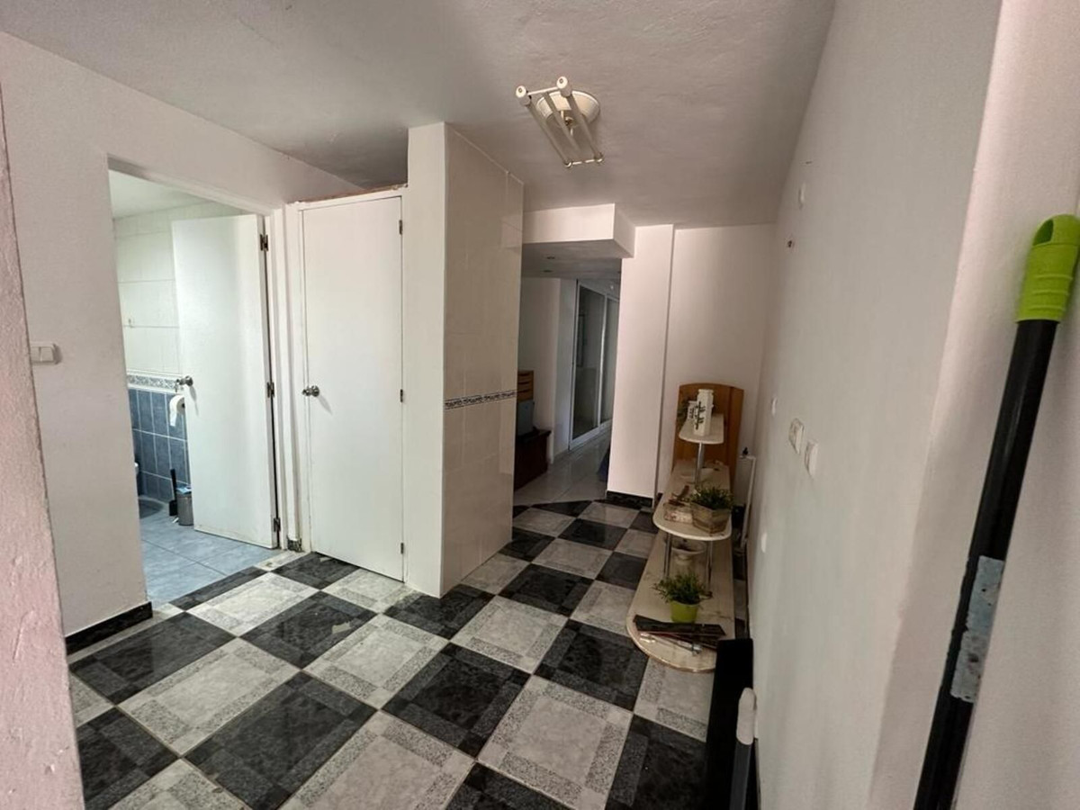 0931f8deaa835f8a862e3af269d04a0b - 17