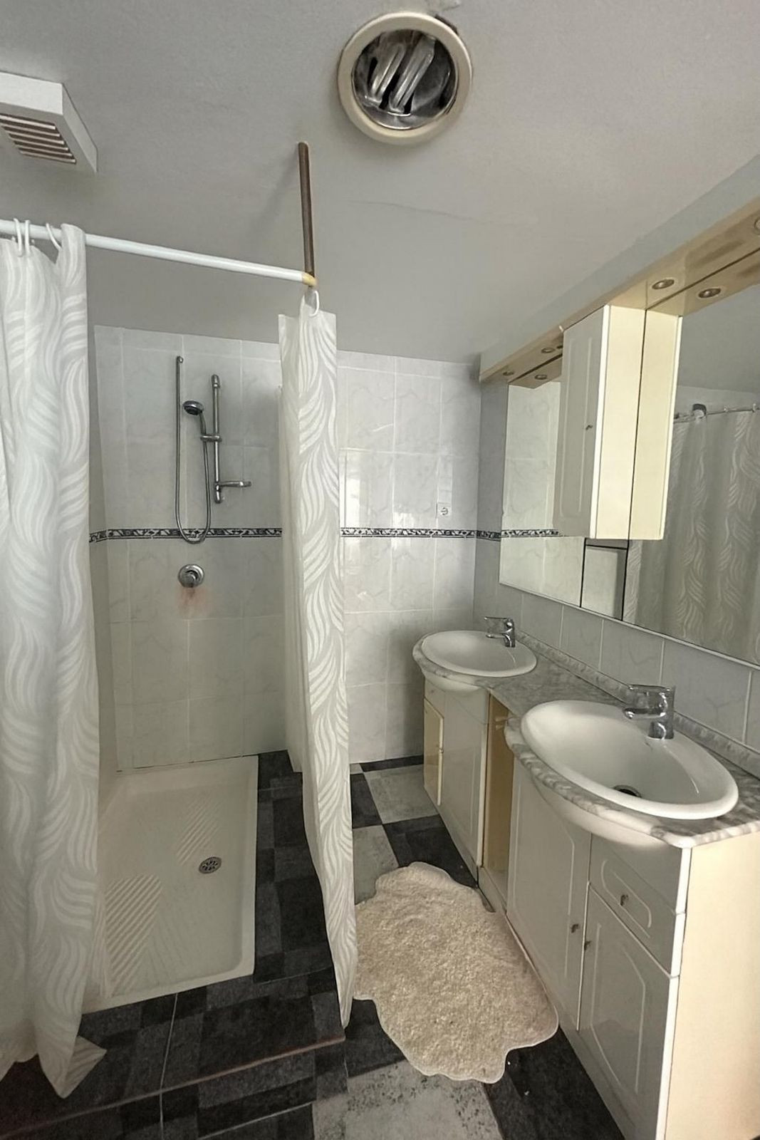 0931f8deaa835f8a862e3af269d04a0b - 21