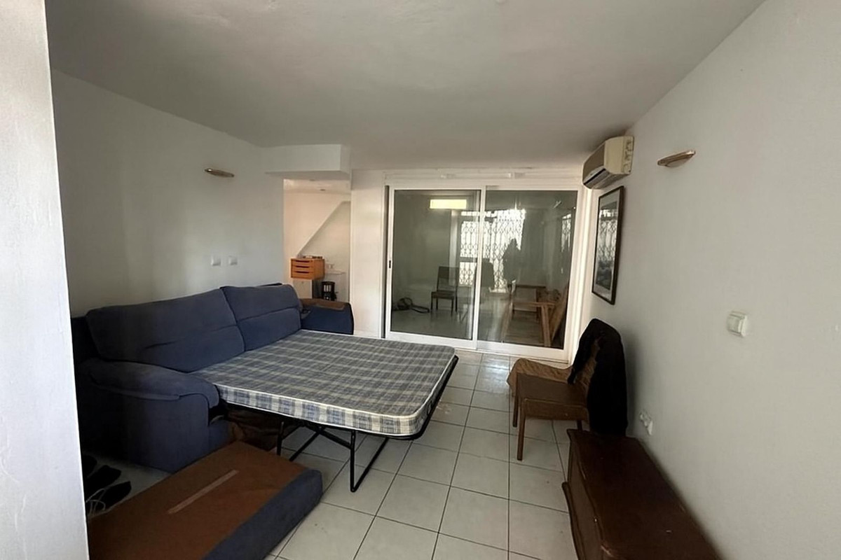 0931f8deaa835f8a862e3af269d04a0b - 24