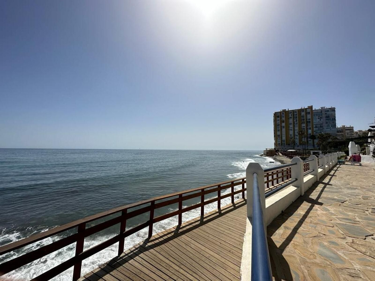 0931f8deaa835f8a862e3af269d04a0b - 28