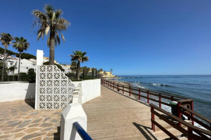 0931f8deaa835f8a862e3af269d04a0b - 29