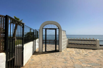 0931f8deaa835f8a862e3af269d04a0b - 6