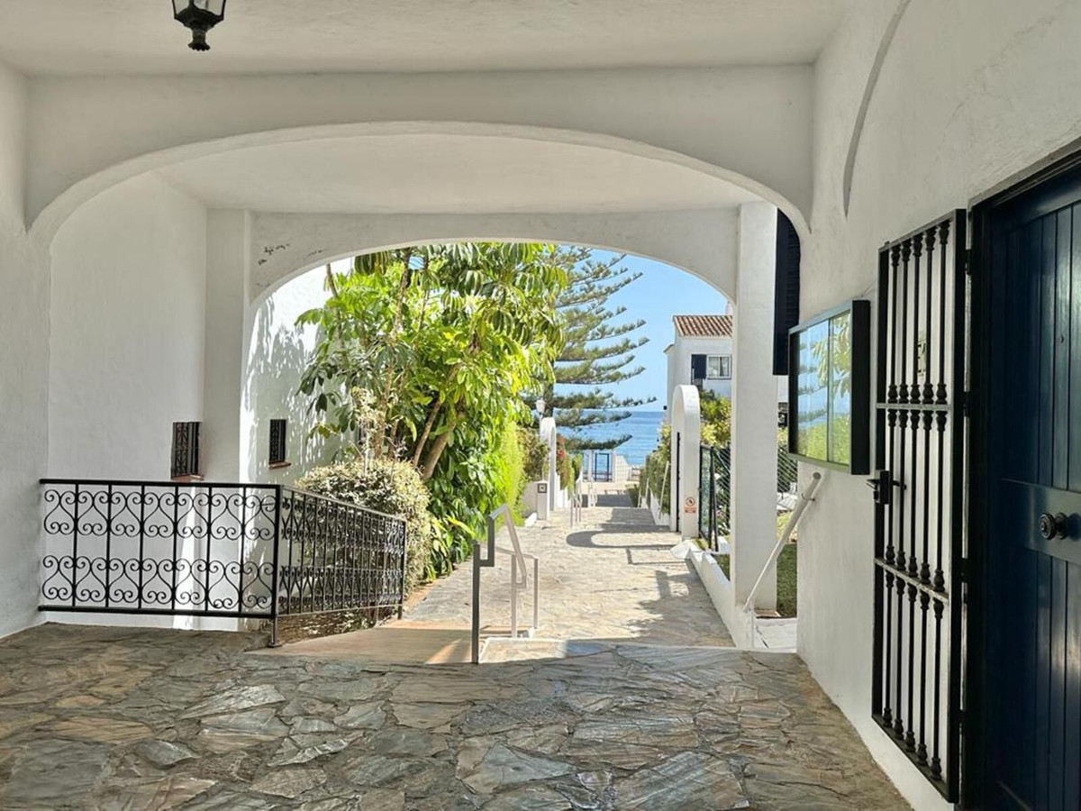 0931f8deaa835f8a862e3af269d04a0b - 8