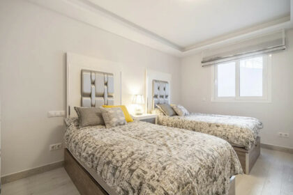 0943231c6b170b56e0c2edaa22467261 - 17