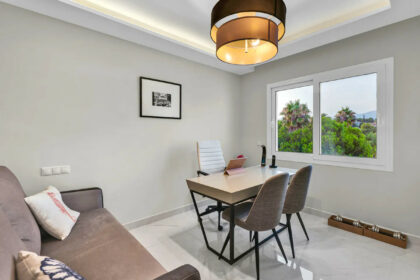 0943231c6b170b56e0c2edaa22467261 - 21