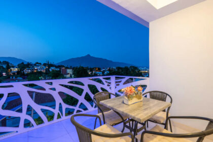 0943231c6b170b56e0c2edaa22467261 - 29