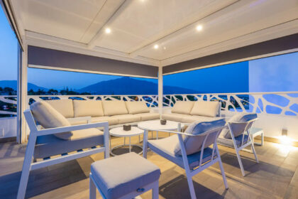 0943231c6b170b56e0c2edaa22467261 - 32