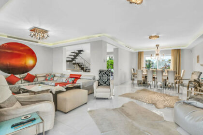 0943231c6b170b56e0c2edaa22467261 - 4