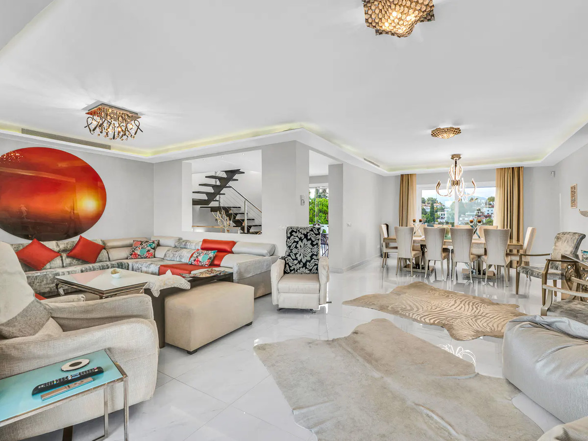 0943231c6b170b56e0c2edaa22467261 - 4