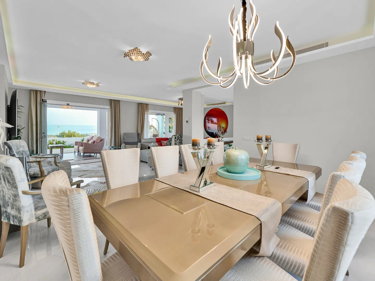 0943231c6b170b56e0c2edaa22467261 - 6