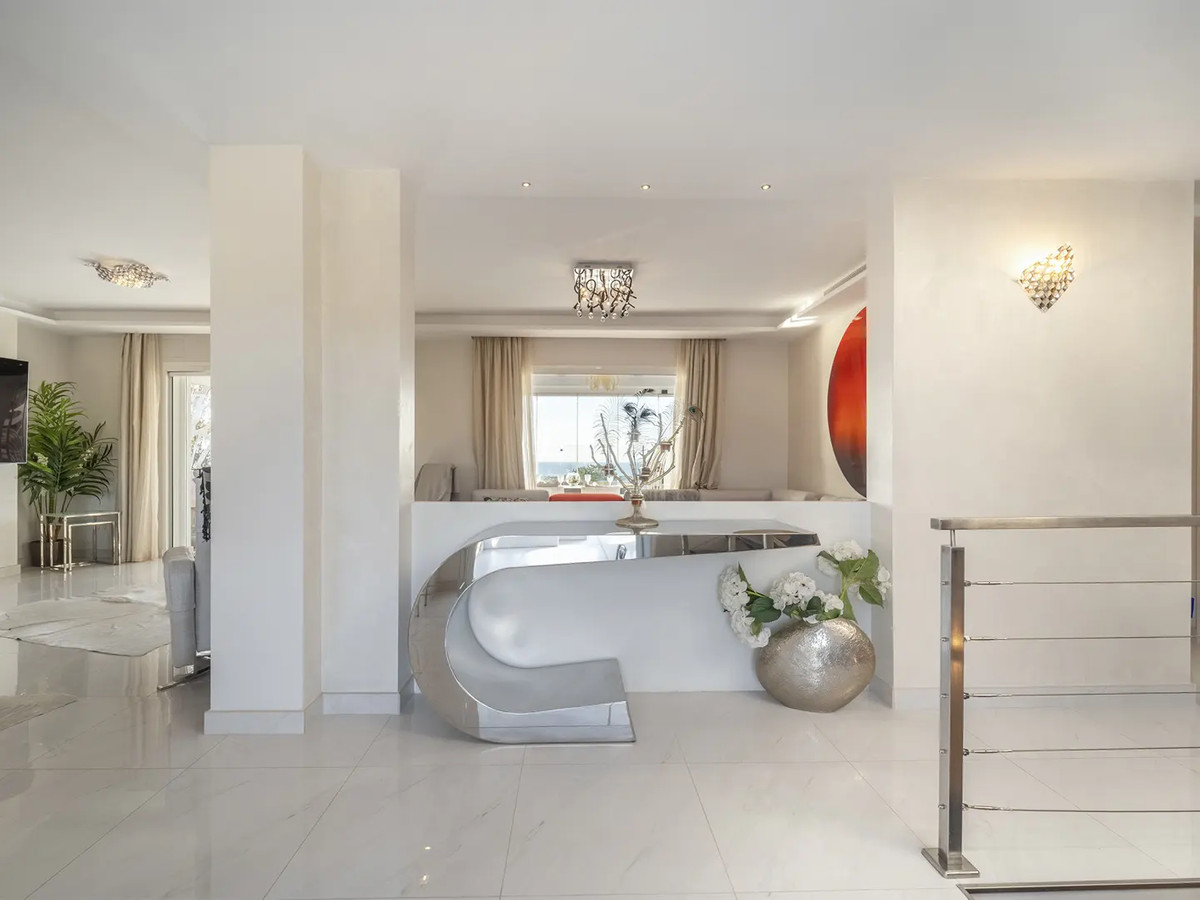 0943231c6b170b56e0c2edaa22467261 - 9