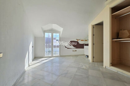 09a434ee877cec9f84f915bc43dd101f - 13